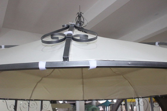 Cornice in acciaio 3*2.9M Modello a cielo aperto Spire Gazebo per giardino ad alta energia Personalizzabile