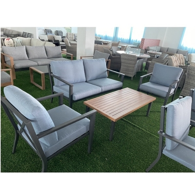 Dispositivi di giardino per esterni di colore personalizzabile Divano in rattan in alluminio