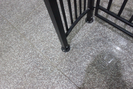 Struttura della casa esterna in alluminio con copertura non rivestita