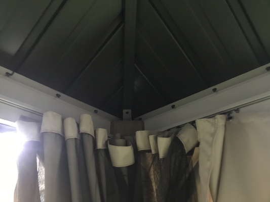 3X3X2.75M Pergola in metallo Gazebo esterno per utensili da giardino con ponte pergola