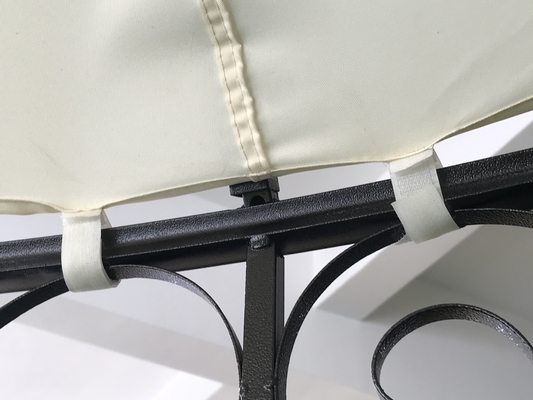 Materiale di tessuto in poliestere 3*2.9M Modello a cielo aperto Spire Gazebo ad alta energia per giardino
