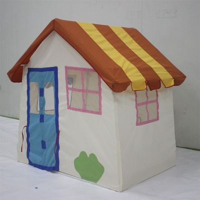Tenda pergola con baldacchino da giardino in acciaio personalizzata per il gioco dei bambini e design impermeabile